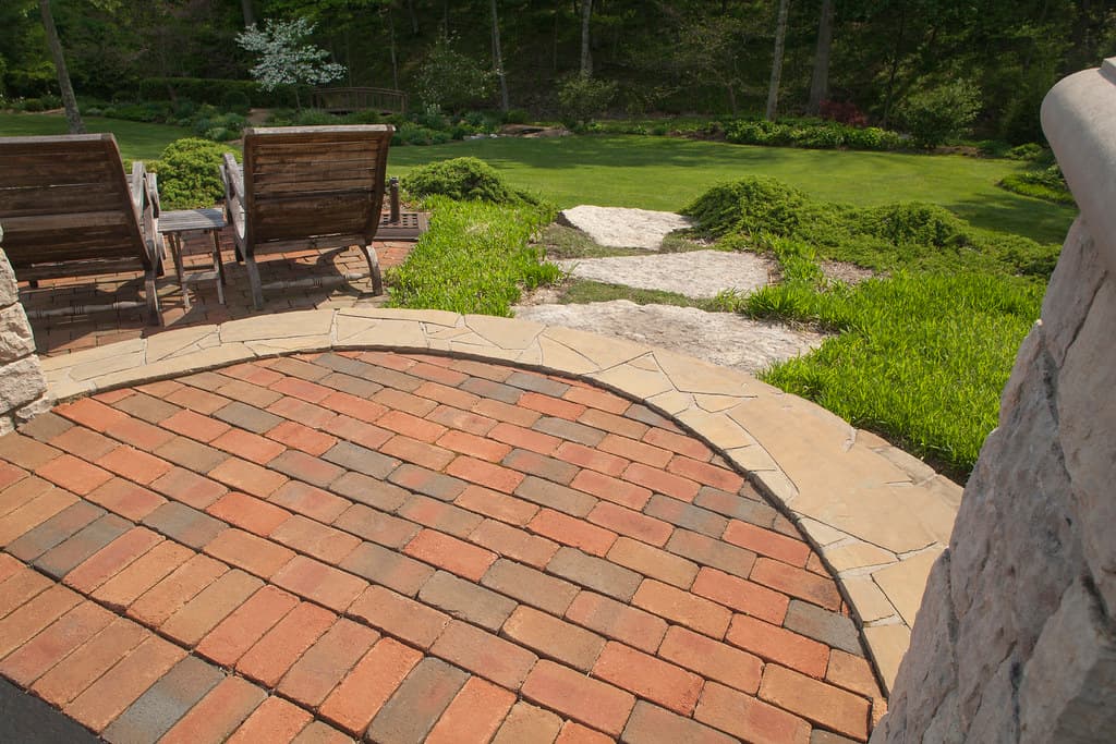 Belcrest 560 Pavers