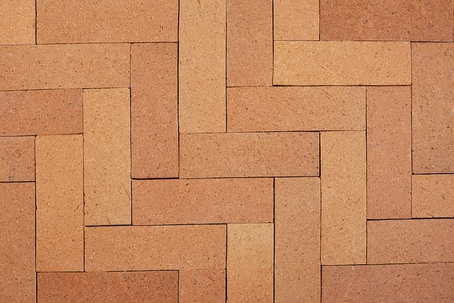 470-479 Medium Range Plank Pavers | Buff Bricks