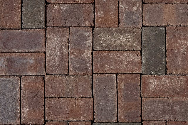 Garnet Blend Pavers | Brown Bricks